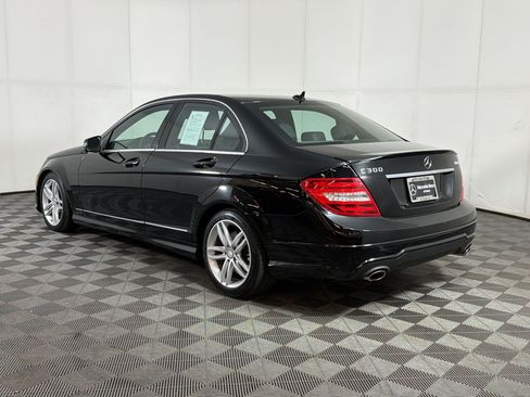 Used 2013 Mercedes-Benz C 300 4MATIC Sedan image 3