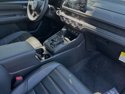 New 2025 Honda CR-V Sport-L image 17