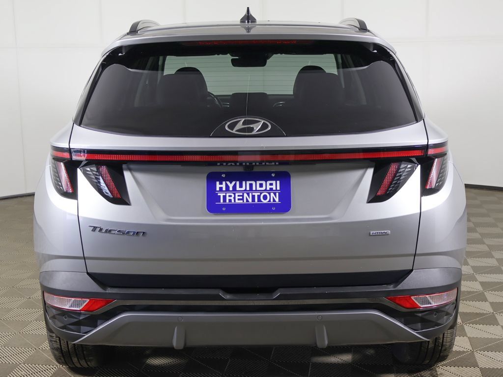 Used 2022 Hyundai Tucson Limited w/ Cargo Package AWD/4WD image 16