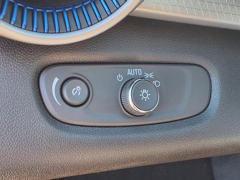 New 2026 Chevrolet Trax LS w/ LS Convenience Package image 5