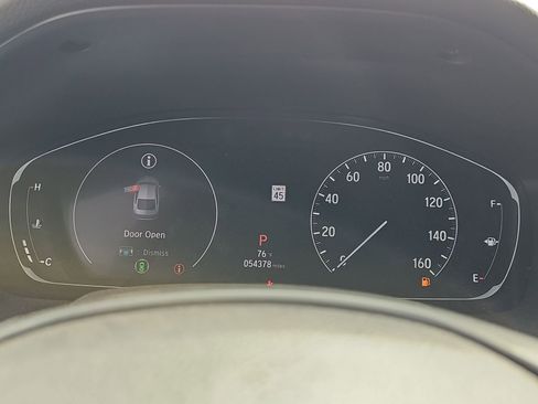 Used 2018 Honda Accord Sport image 9