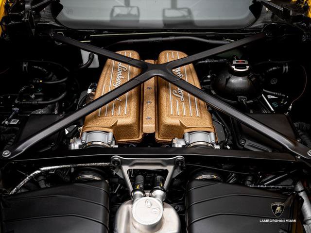 Used 2023 Lamborghini Huracan STO RWD image 23