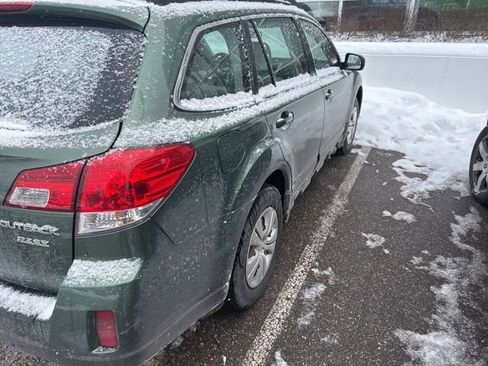 Used 2014 Subaru Outback 2.5i image 3