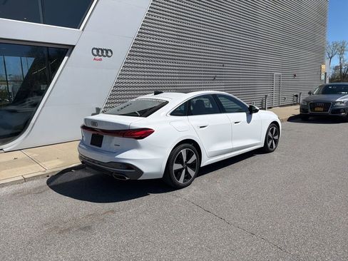 Used 2025 Audi A5 2.0T Premium Plus w/ Premium Plus AWD/4WD image 3