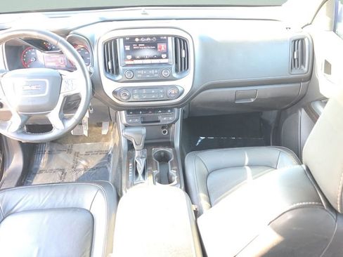 Used 2015 GMC Canyon SLT w/ Driver Alert Package image 14