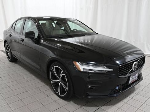 Used 2024 Volvo S60 B5 Core AWD/4WD image 14