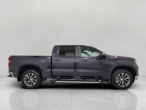 Used 2023 Chevrolet Silverado 1500 LT w/ Z71 Off-Road Package AWD/4WD image 12