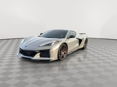 Used 2024 Chevrolet Corvette Z06 image 4