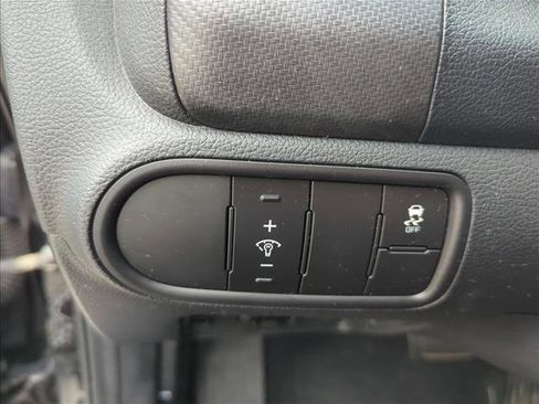 Used 2017 Kia Forte S FWD image 13