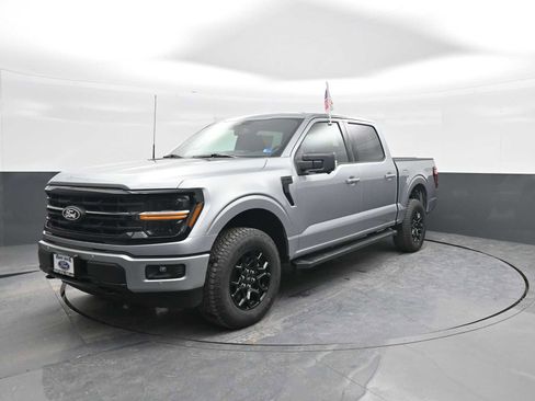 New 2026 Ford F150 XLT w/ Equipment Group 302A MID AWD/4WD image 4