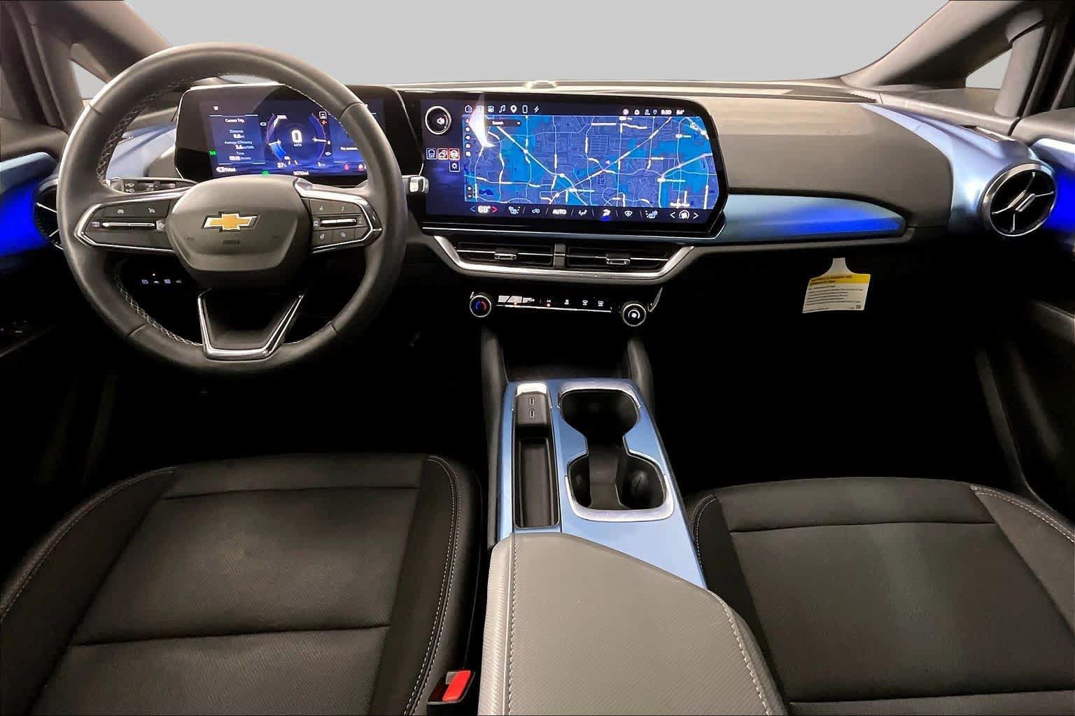 Used 2024 Chevrolet Equinox EV LT w/ LPO, Blackout Package FWD image 13