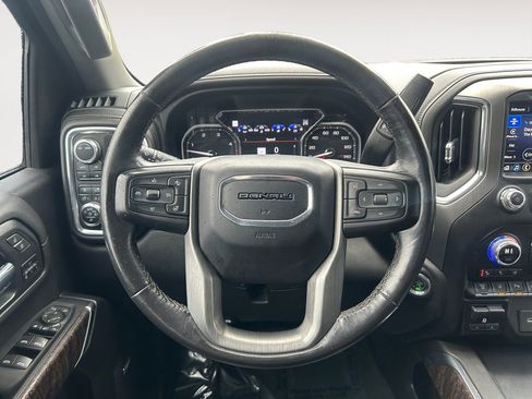 Used 2022 GMC Sierra 3500 Denali w/ Denali Ultimate Package image 14