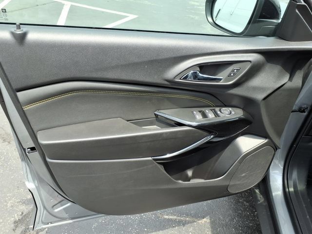 New 2026 Chevrolet Trax ACTIV w/ Sunroof Package FWD image 12