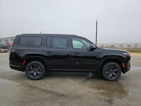 New 2026 Jeep Grand Wagoneer Limited w/ Premium Group II image 2