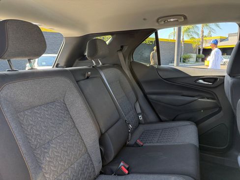 Used 2023 Chevrolet Equinox LT image 18