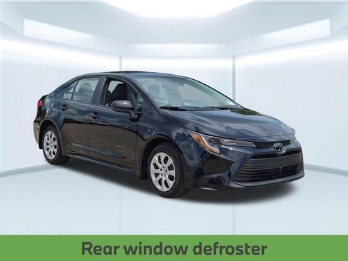 Used 2026 Toyota Corolla LE FWD image 9