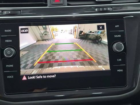 Used 2024 Volkswagen Tiguan Wolfsburg Edition FWD image 14