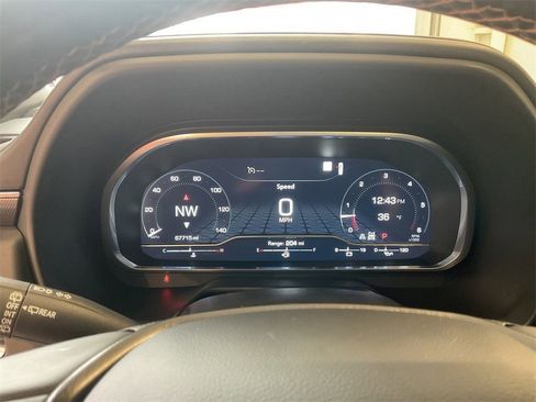 Used 2023 GMC Yukon AT4 image 23