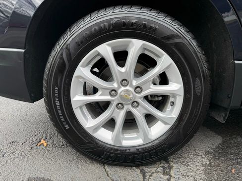 Used 2021 Chevrolet Equinox LS image 10