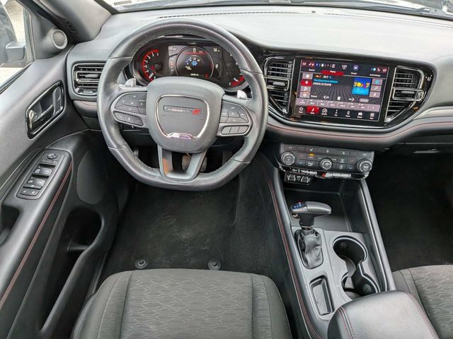 Used 2025 Dodge Durango GT RWD image 16
