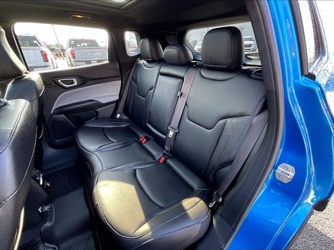 Used 2024 Jeep Compass Latitude w/ Sun and Sound Group image 25