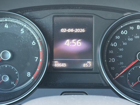 Used 2021 Volkswagen Atlas SE image 23