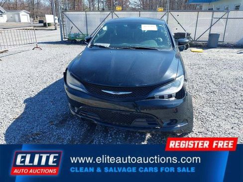 Used 2015 Chrysler 200 S w/ Navigation & Sound Group I image 11