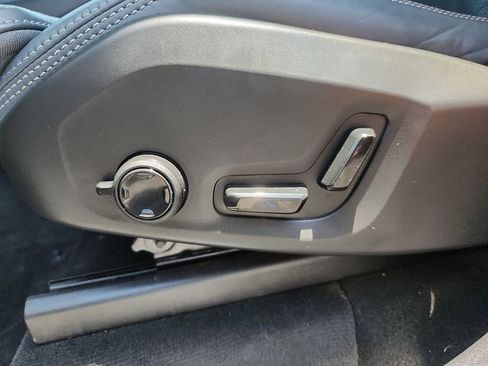 Used 2023 Volvo XC90 B6 Ultimate image 15