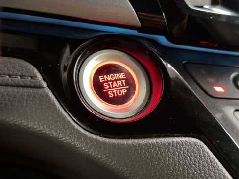 Used 2022 Honda Odyssey Touring image 25