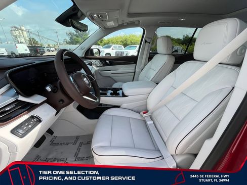 New 2026 Buick Enclave Avenir w/ Super Cruise Package AWD/4WD image 10