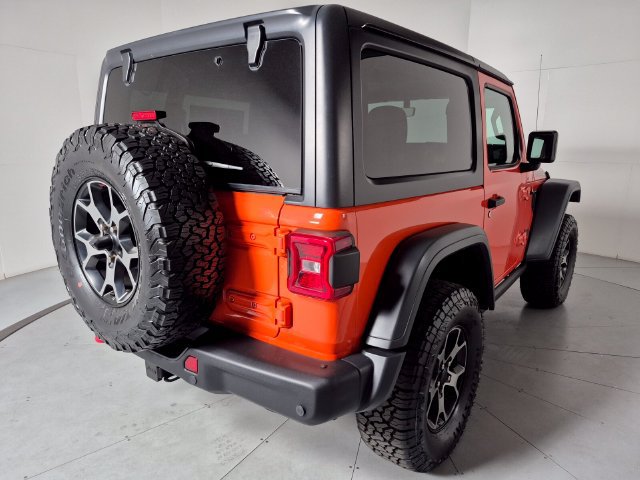 Used 2018 Jeep Wrangler Rubicon AWD/4WD image 4