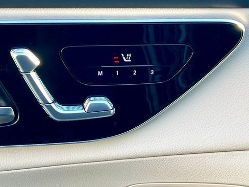 Certified 2025 Mercedes-Benz GLC 300 4MATIC image 34