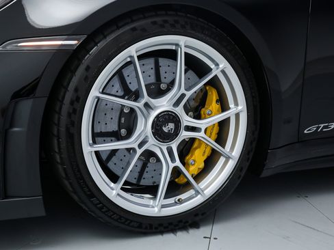 Used 2026 Porsche 911 GT3 image 11