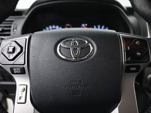 Used 2019 Toyota 4Runner SR5 Premium image 14