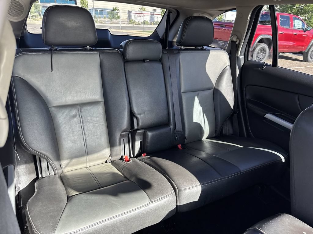 Used 2014 Ford Edge Sport w/ Driver Entry Package AWD/4WD image 32