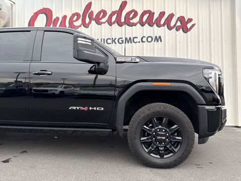Used 2025 GMC Sierra 2500 AT4 w/ AT4 Premium Plus Package image 30
