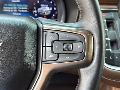 Used 2024 Chevrolet Tahoe High Country AWD/4WD image 13