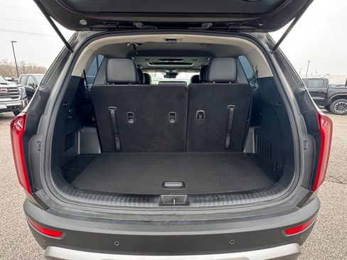 Used 2022 Kia Telluride S image 10