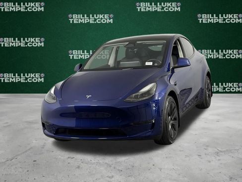 Used 2024 Tesla Model Y Long Range image 8