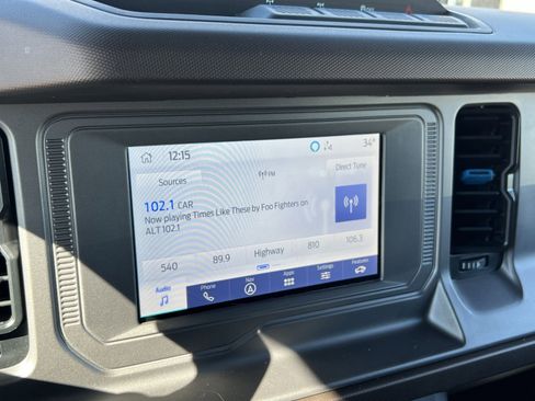 Used 2023 Ford Bronco Outer Banks image 19