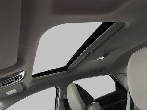 New 2026 Hyundai Elantra Limited image 31