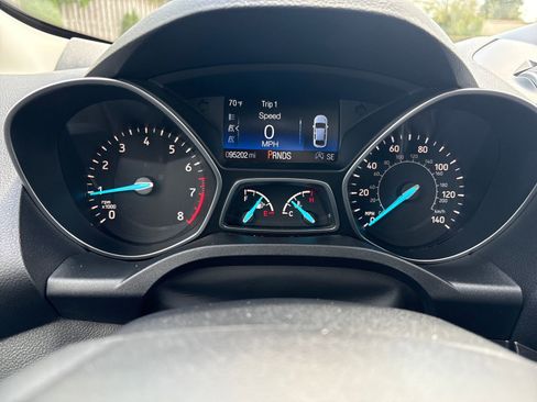 Used 2017 Ford Escape Titanium w/ Equipment Group 301A AWD/4WD image 15