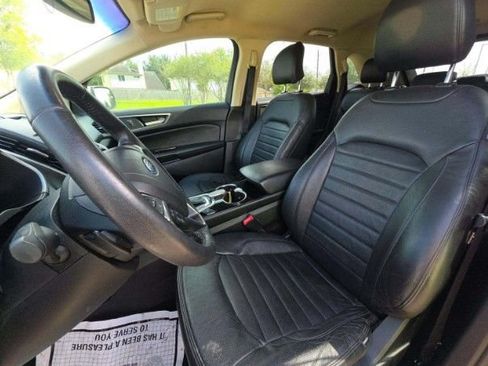 Used 2018 Ford Edge SEL FWD image 4