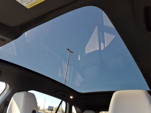 New 2026 Volkswagen ID.4 Pro S image 12