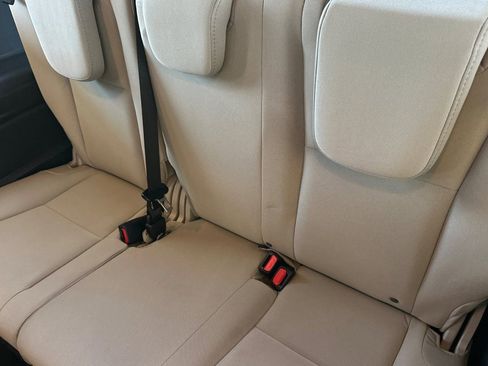 Used 2019 Subaru Ascent Premium w/ Popular Package #3 AWD/4WD image 14
