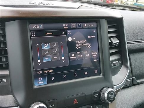 Used 2022 RAM 1500 Laramie AWD/4WD image 19