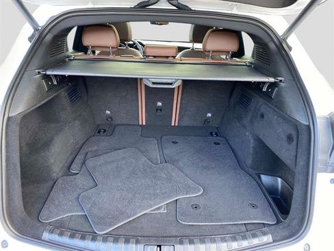 Used 2022 Alfa Romeo Stelvio Ti image 7