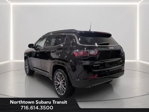 Used 2024 Jeep Compass Limited w/ Elite Group AWD/4WD image 3