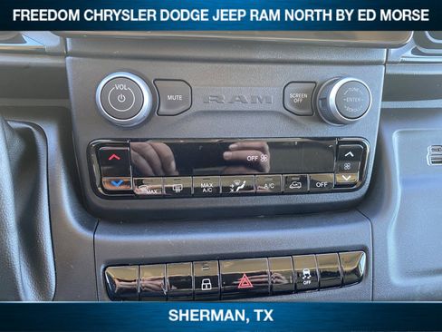 New 2025 RAM ProMaster 1500 w/ Premium Convenience Group image 12