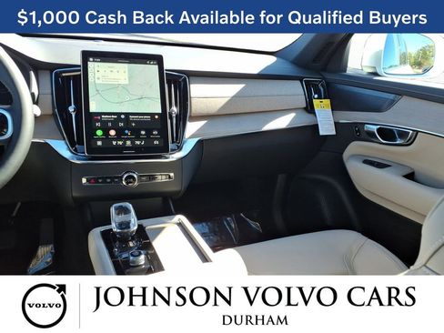 New 2026 Volvo XC90 T8 Plus w/ Protection Package Premier AWD/4WD image 9